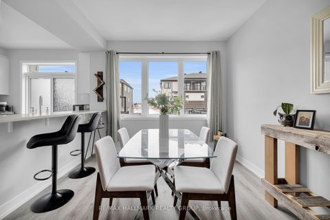 Photo 15 at 738 Chromite Private, Nepean (Heritage Park), Ottawa