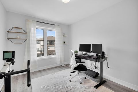 Photo 38 at 738 Chromite Private, Nepean (Heritage Park), Ottawa