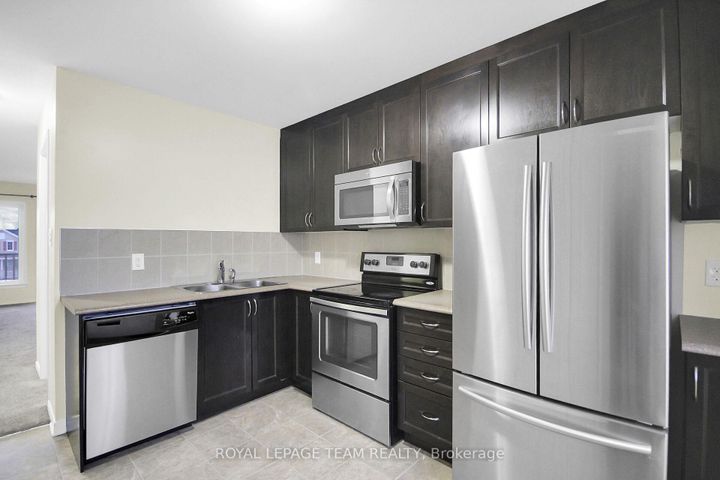 Photo 20 at 41 - 204 Shanly Private, Nepean (Stonebridge), Ottawa