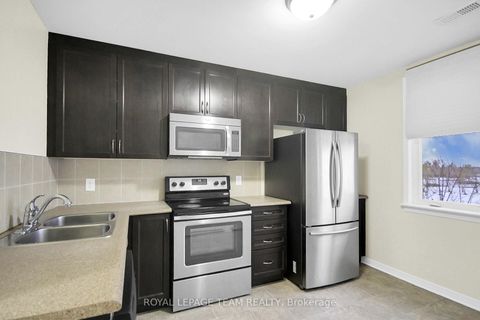 Photo 18 at 41 - 204 Shanly Private, Nepean (Stonebridge), Ottawa