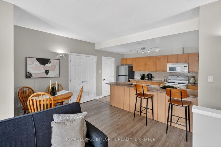 Photo 6 at E - 156 Waterbridge Drive, Nepean (Barrhaven East), Ottawa