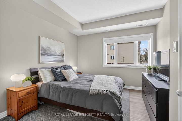 Photo 15 at E - 156 Waterbridge Drive, Nepean (Barrhaven East), Ottawa