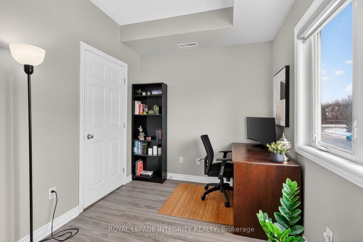 Photo 18 at E - 156 Waterbridge Drive, Nepean (Barrhaven East), Ottawa