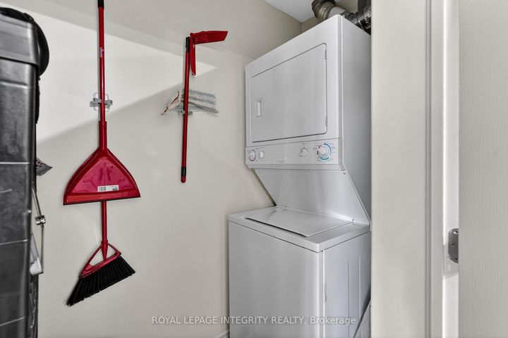 Photo 20 at E - 156 Waterbridge Drive, Nepean (Barrhaven East), Ottawa