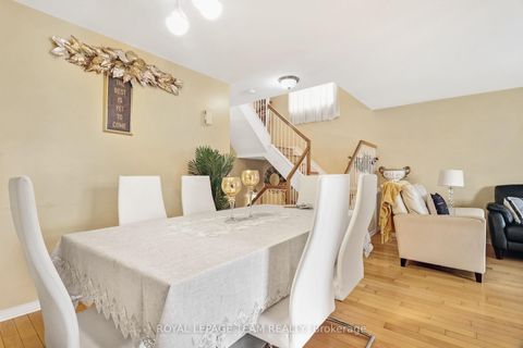 Photo 14 at 2362 Bois Vert Place, Avalon East, Orleans