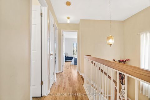 Photo 20 at 2362 Bois Vert Place, Avalon East, Orleans