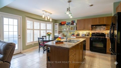 Photo 7 at 3022 Freshwater Way, Nepean (Half Moon Bay), Ottawa