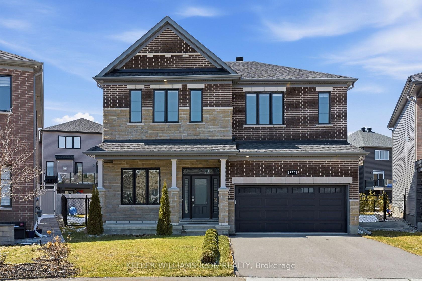 352 Cloyne Crescent, Nepean (Half Moon Bay), Ottawa 