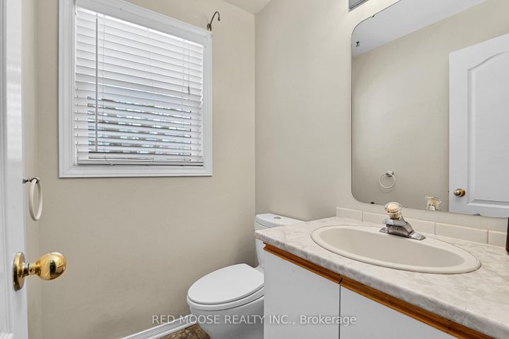 Photo 3 at 12 Willwood Crescent, Nepean (Cedargrove/Fraserdale), Ottawa