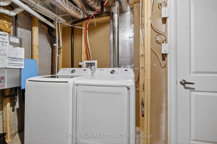 Photo 23 at 733 Cashmere Terrace, Nepean (Heritage Park), Ottawa