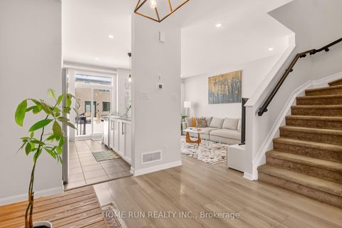 Photo 5 at 733 Cashmere Terrace, Nepean (Heritage Park), Ottawa