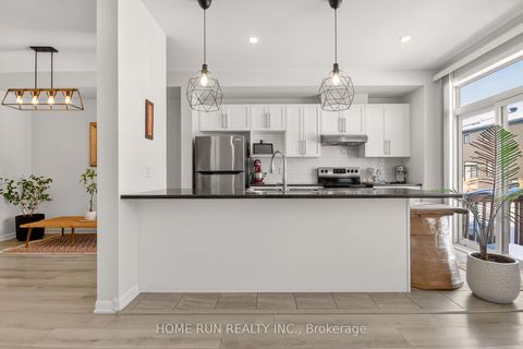 Photo 9 at 733 Cashmere Terrace, Nepean (Heritage Park), Ottawa