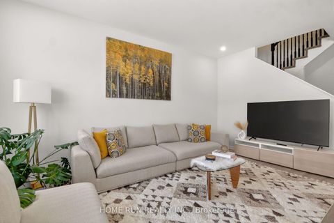 Photo 14 at 733 Cashmere Terrace, Nepean (Heritage Park), Ottawa