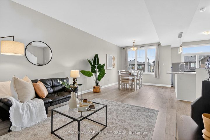 Photo 8 at 58 Teelin Circle, Nepean (Half Moon Bay), Ottawa