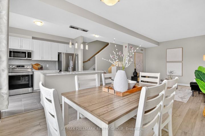 Photo 13 at 58 Teelin Circle, Nepean (Half Moon Bay), Ottawa