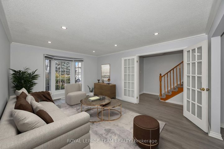Photo 5 at 69 Pinetrail Crescent, Nepean (Centrepointe), Ottawa
