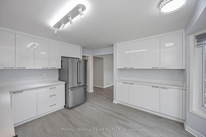 Photo 10 at 69 Pinetrail Crescent, Nepean (Centrepointe), Ottawa