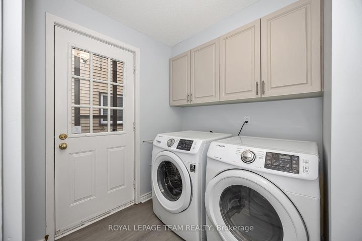 Photo 13 at 69 Pinetrail Crescent, Nepean (Centrepointe), Ottawa