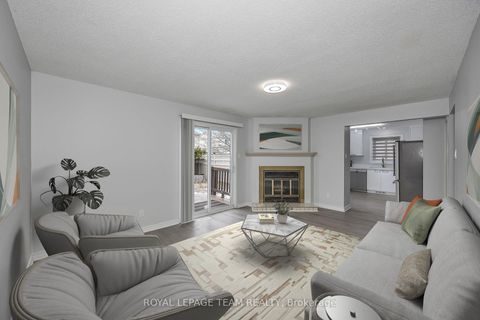 Photo 8 at 69 Pinetrail Crescent, Nepean (Centrepointe), Ottawa
