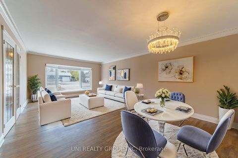 Photo 11 at 17 FOREST PARK Avenue, Nepean (City View/Skyline/Fisher Heights/Parkwood Hills), Ottawa