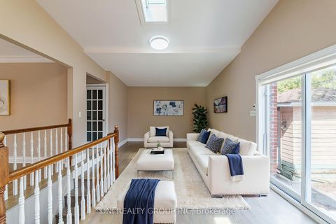 Photo 24 at 17 FOREST PARK Avenue, Nepean (City View/Skyline/Fisher Heights/Parkwood Hills), Ottawa