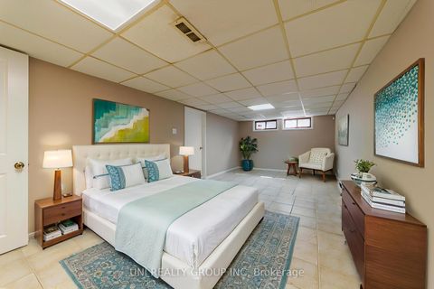 Photo 33 at 17 FOREST PARK Avenue, Nepean (City View/Skyline/Fisher Heights/Parkwood Hills), Ottawa