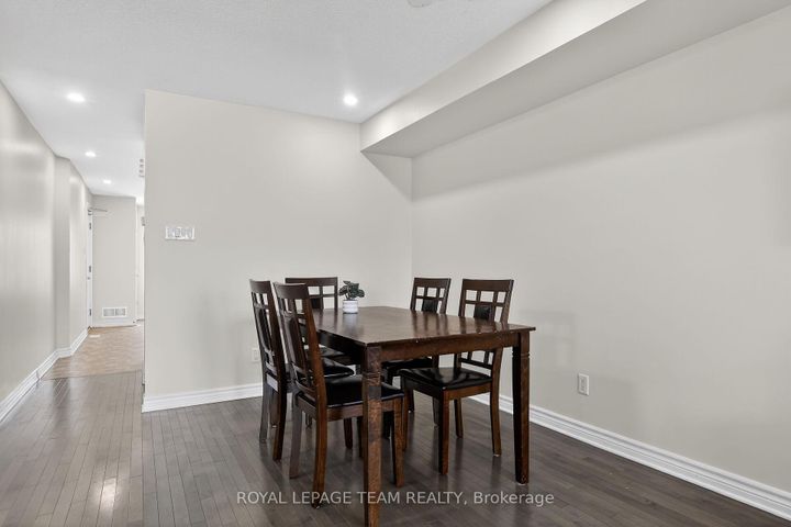 Photo 13 at 627B Chapman Mills Drive, Nepean (Strandherd), Ottawa