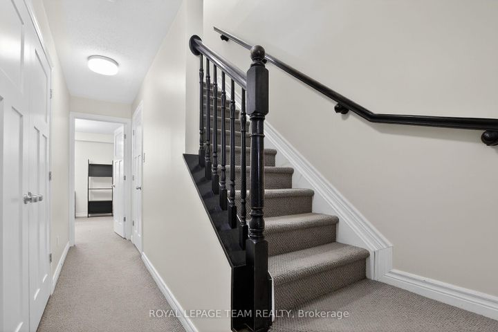 Photo 16 at 627B Chapman Mills Drive, Nepean (Strandherd), Ottawa