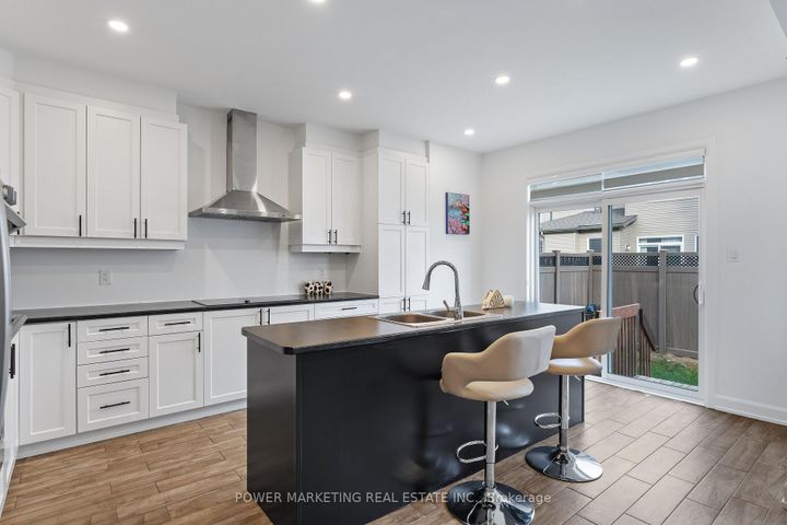 Photo 14 at 159 CELESTIAL Grove, Nepean (Half Moon Bay), Ottawa