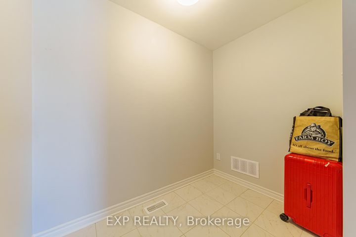 Photo 19 at 215 Pastel Way, Nepean (Half Moon Bay), Ottawa