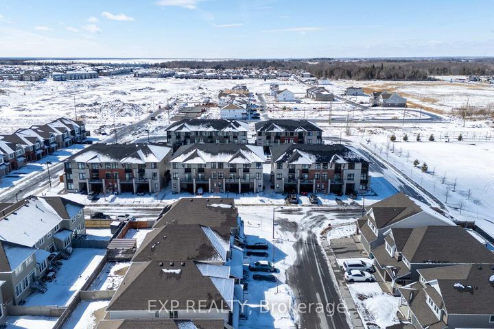 Photo 21 at 215 Pastel Way, Nepean (Half Moon Bay), Ottawa