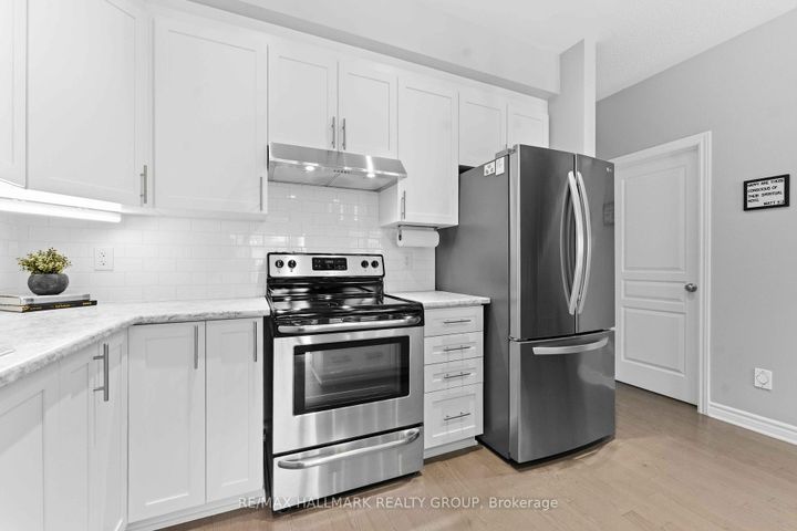 Photo 15 at 107 WILD SENNA Way, Nepean (Longfields), Ottawa