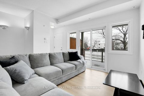 Photo 2 at 5 - 165 Waterbridge Drive, Nepean (Barrhaven East), Ottawa