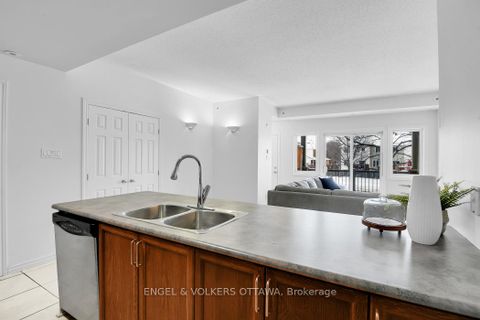 Photo 8 at 5 - 165 Waterbridge Drive, Nepean (Barrhaven East), Ottawa