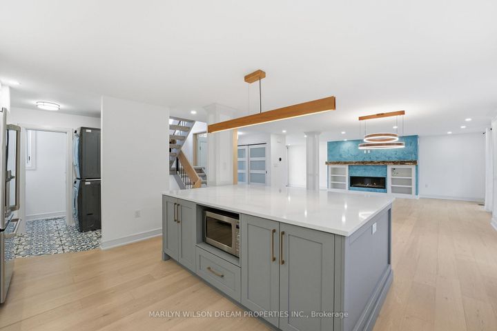 Photo 16 at 33 Commanche Drive, Nepean (City View/Skyline/Fisher Heights/Parkwood Hills), Ottawa