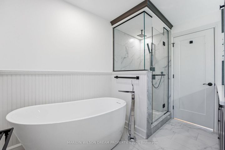 Photo 24 at 33 Commanche Drive, Nepean (City View/Skyline/Fisher Heights/Parkwood Hills), Ottawa