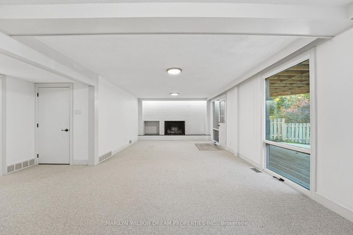 Photo 30 at 33 Commanche Drive, Nepean (City View/Skyline/Fisher Heights/Parkwood Hills), Ottawa