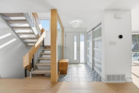 Photo 5 at 33 Commanche Drive, Nepean (City View/Skyline/Fisher Heights/Parkwood Hills), Ottawa