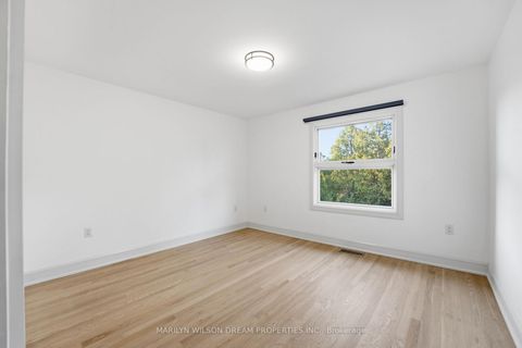 Photo 26 at 33 Commanche Drive, Nepean (City View/Skyline/Fisher Heights/Parkwood Hills), Ottawa