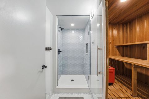 Photo 35 at 33 Commanche Drive, Nepean (City View/Skyline/Fisher Heights/Parkwood Hills), Ottawa