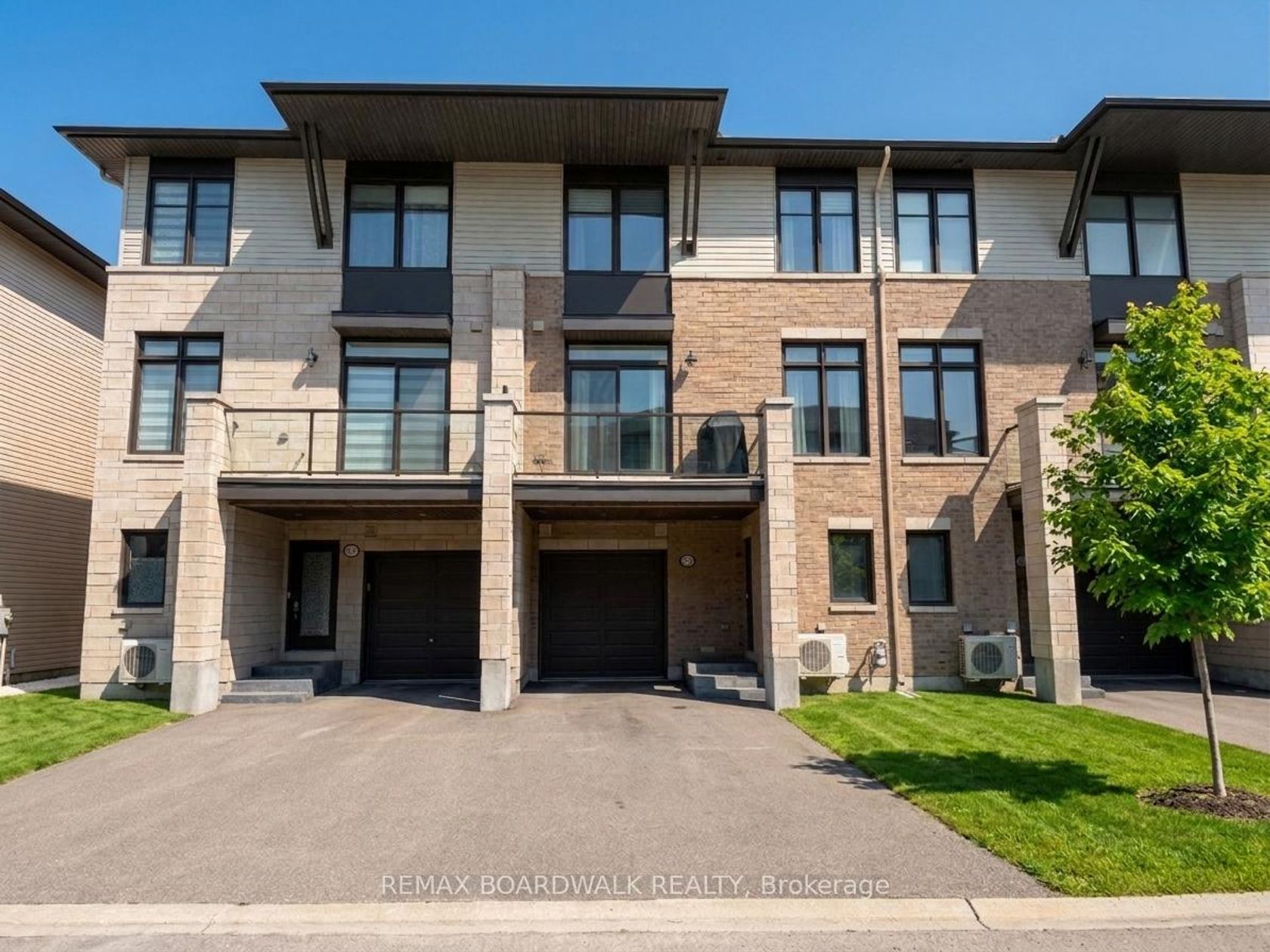274 Pastel Way, Nepean (Half Moon Bay), Ottawa 