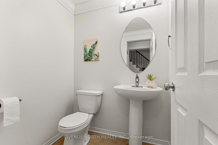 Photo 3 at 402 Ashbourne Crescent, Nepean (Stonebridge), Ottawa