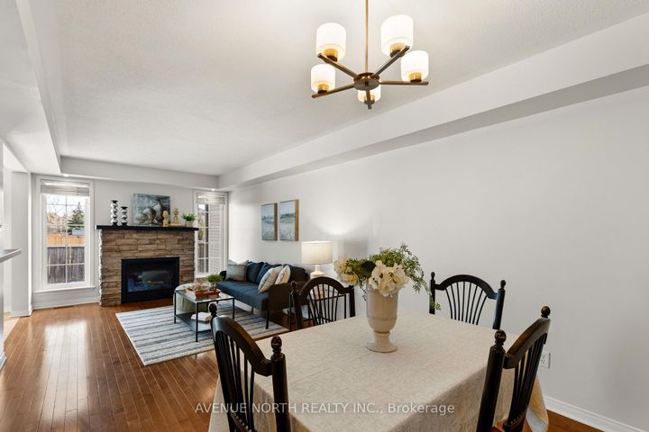 Photo 5 at 402 Ashbourne Crescent, Nepean (Stonebridge), Ottawa