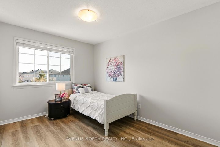 Photo 26 at 402 Ashbourne Crescent, Nepean (Stonebridge), Ottawa