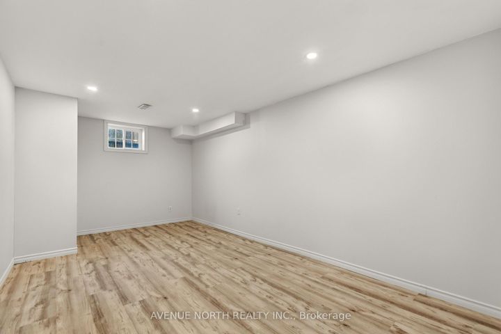 Photo 32 at 402 Ashbourne Crescent, Nepean (Stonebridge), Ottawa