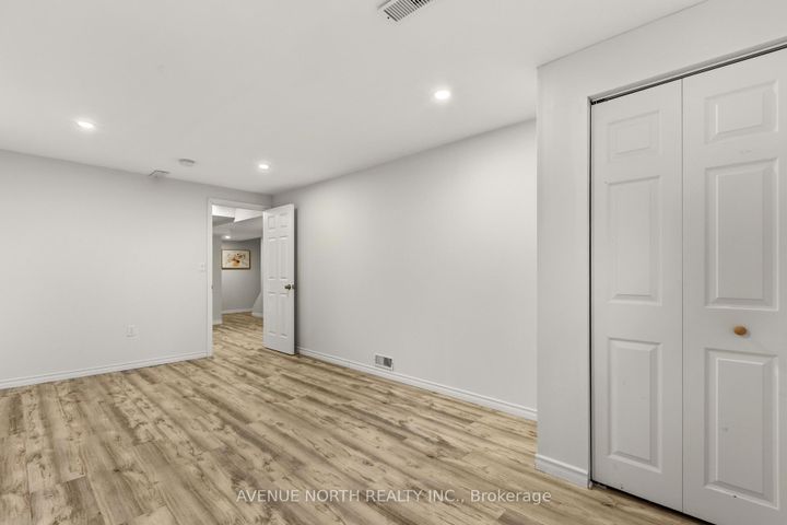 Photo 33 at 402 Ashbourne Crescent, Nepean (Stonebridge), Ottawa