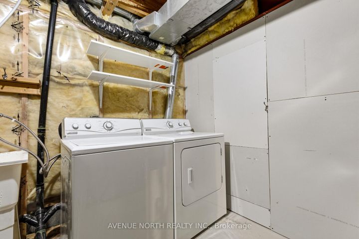 Photo 35 at 402 Ashbourne Crescent, Nepean (Stonebridge), Ottawa