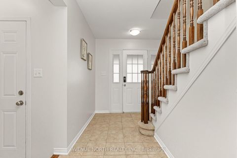 Photo 1 at 402 Ashbourne Crescent, Nepean (Stonebridge), Ottawa
