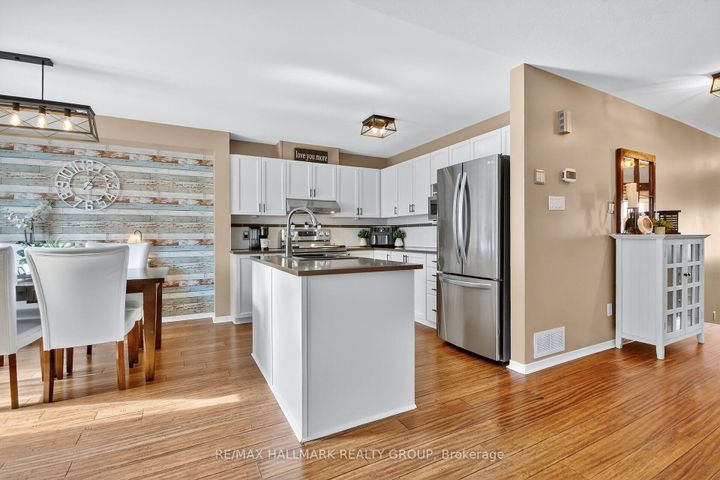 Photo 13 at 54 Charleston Street, Nepean (Strandherd), Ottawa