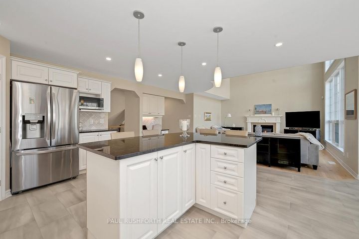 Photo 16 at 22 Blackshire Circle, Nepean (Stonebridge), Ottawa